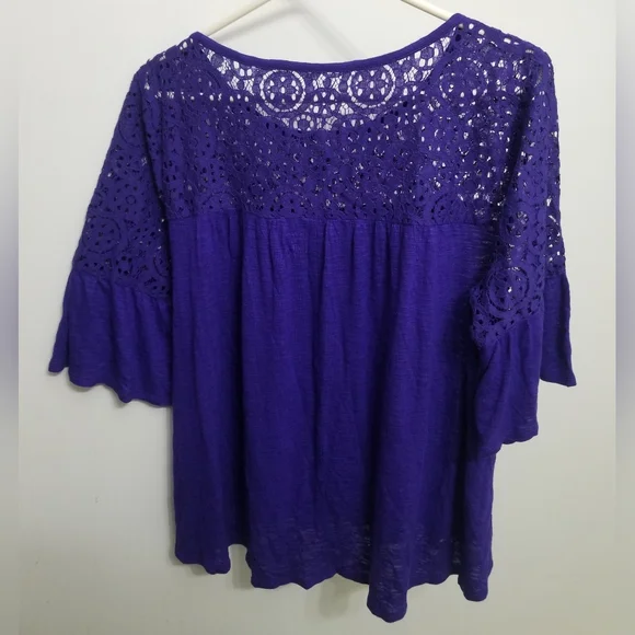 Color 3/3: intrepid purple bell sleeve w lace A New Approach top - Picture 5 of 5